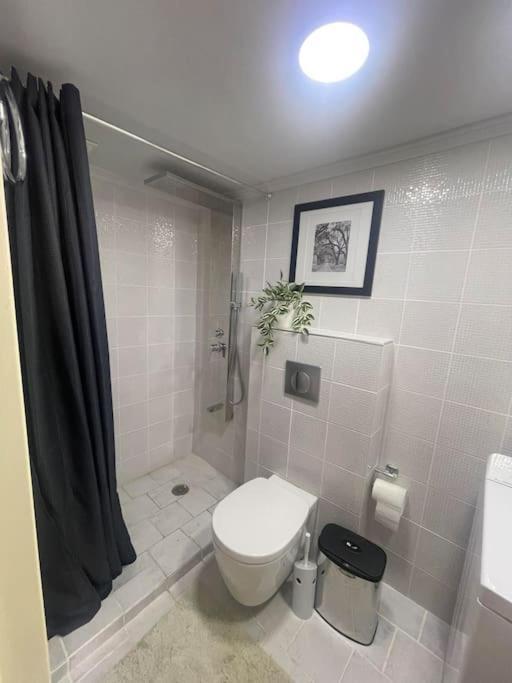 Studio In The Center, 2 Mins From The Beach Loutraki  Ngoại thất bức ảnh